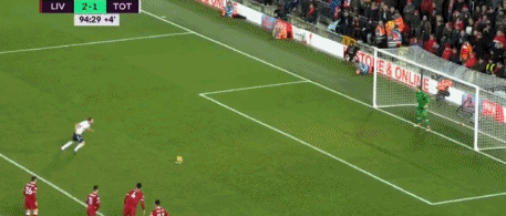 记者：孔蒂和那不勒斯的关系依然紧张，后者已经接触莫塔