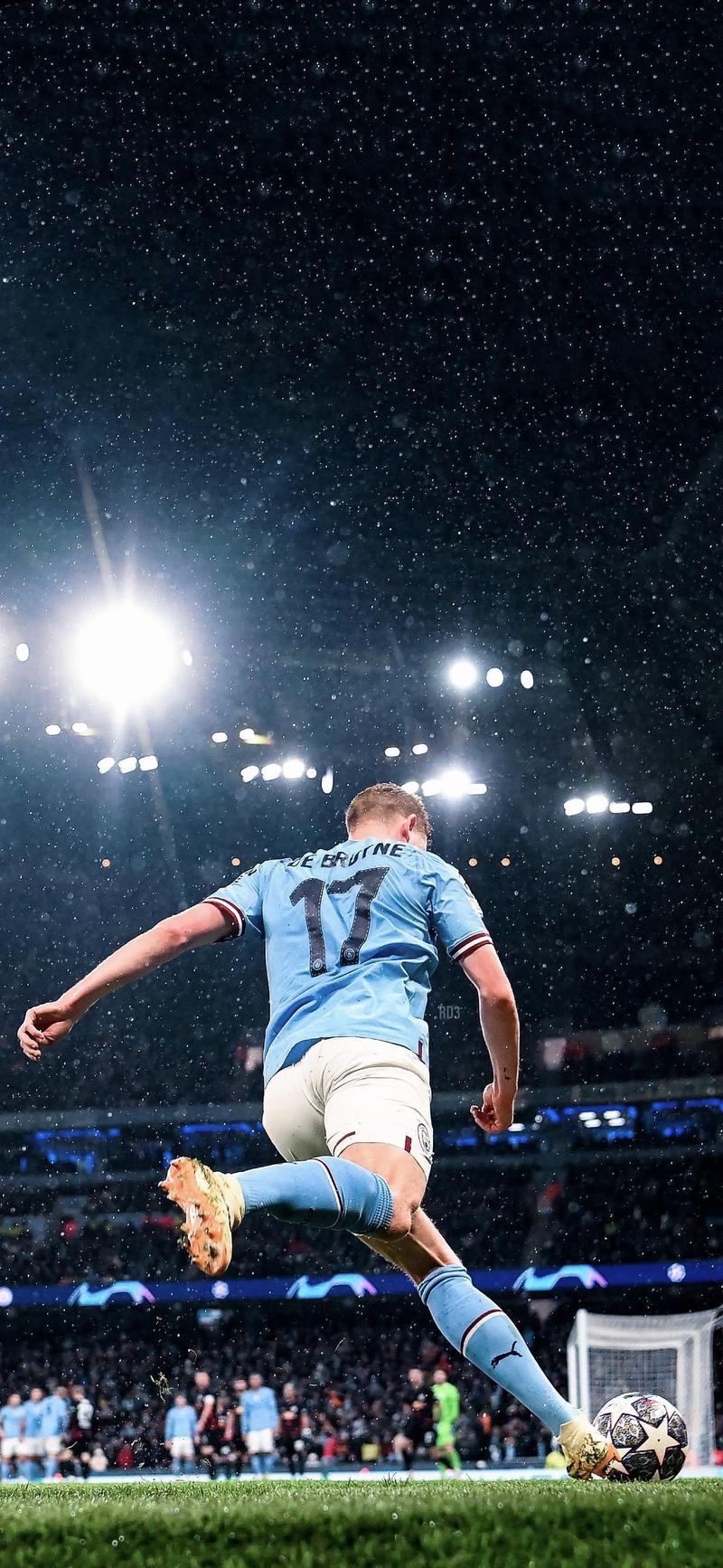 本轮世预赛欧洲区最佳进球候选：埃泽和达姆斯高的进球在列