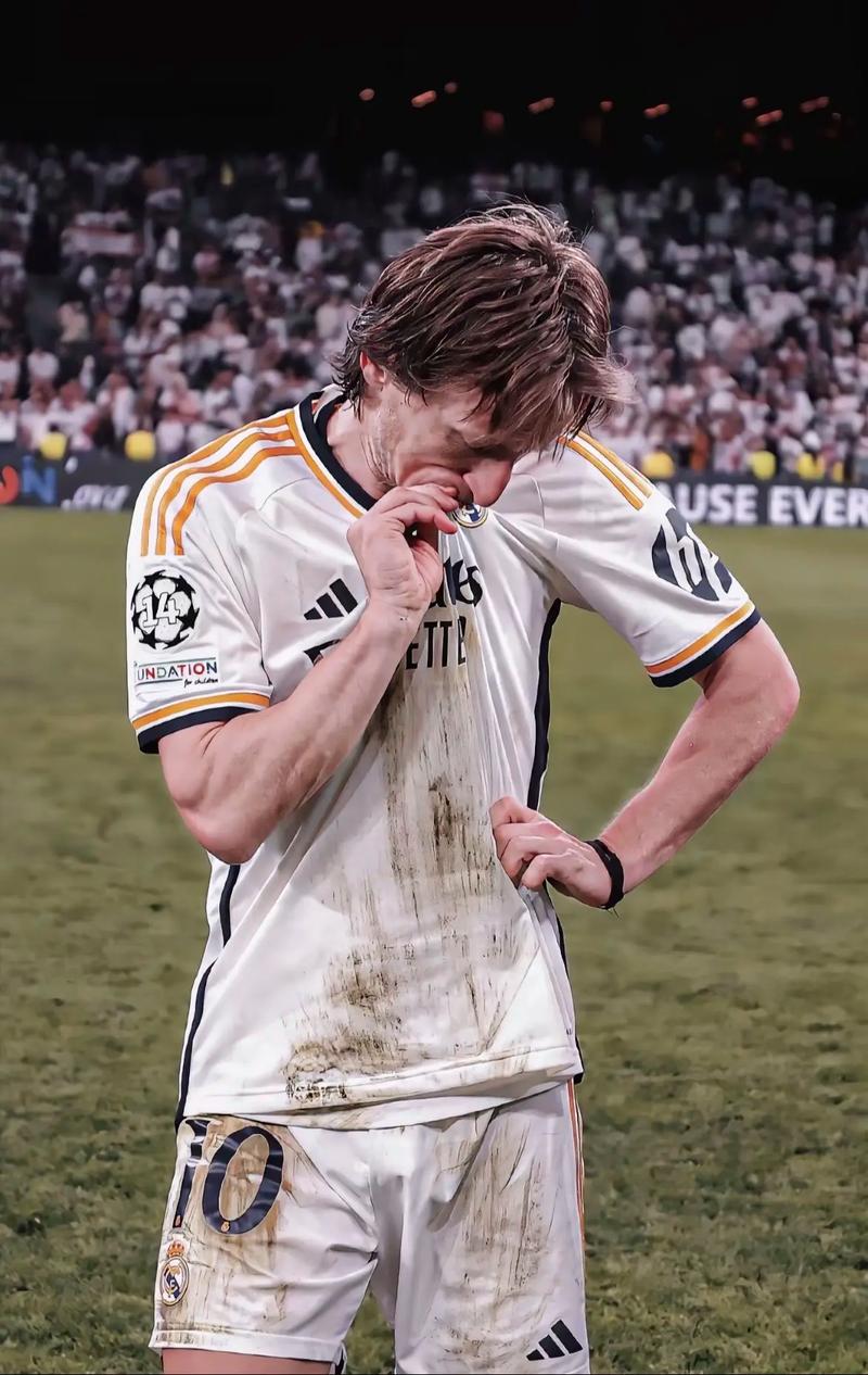 塞尔吉尼奥：亚冠无弱队都是精英，国安好好努力将下赛季踢好