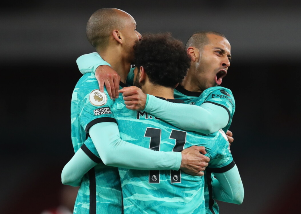 球星任意球脚法惊艳亮相