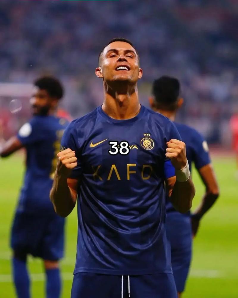 罗马因密集赛程和阵容缺人面临严峻挑战，加斯佩里尼需在压力下维持竞争力。