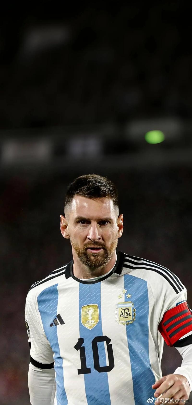 西班牙青训球队开除4名U16球员，他们曾为泄愤持刀威胁对手